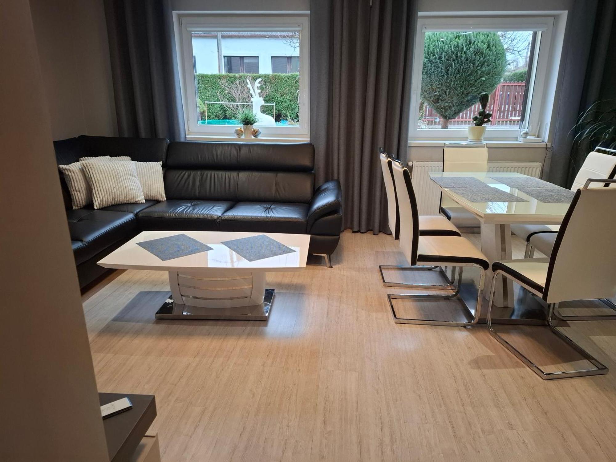 Apartament Wlodek Jelenia Góra Kültér fotó