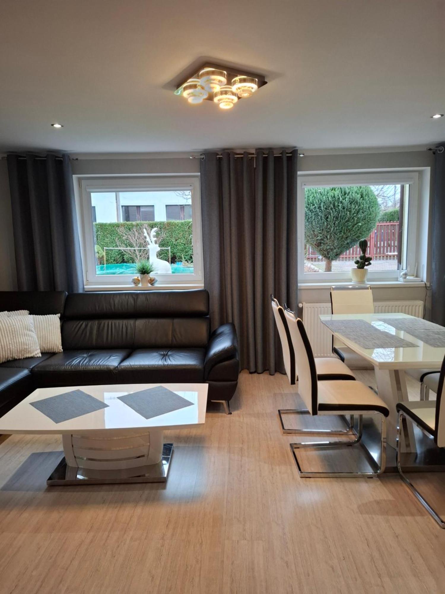 Apartament Wlodek Jelenia Góra Kültér fotó